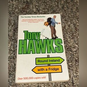 📚BOOK SALE 5 for $20📚 Round Ireland With A Fridge Tony Hawks, Paperback, 1999